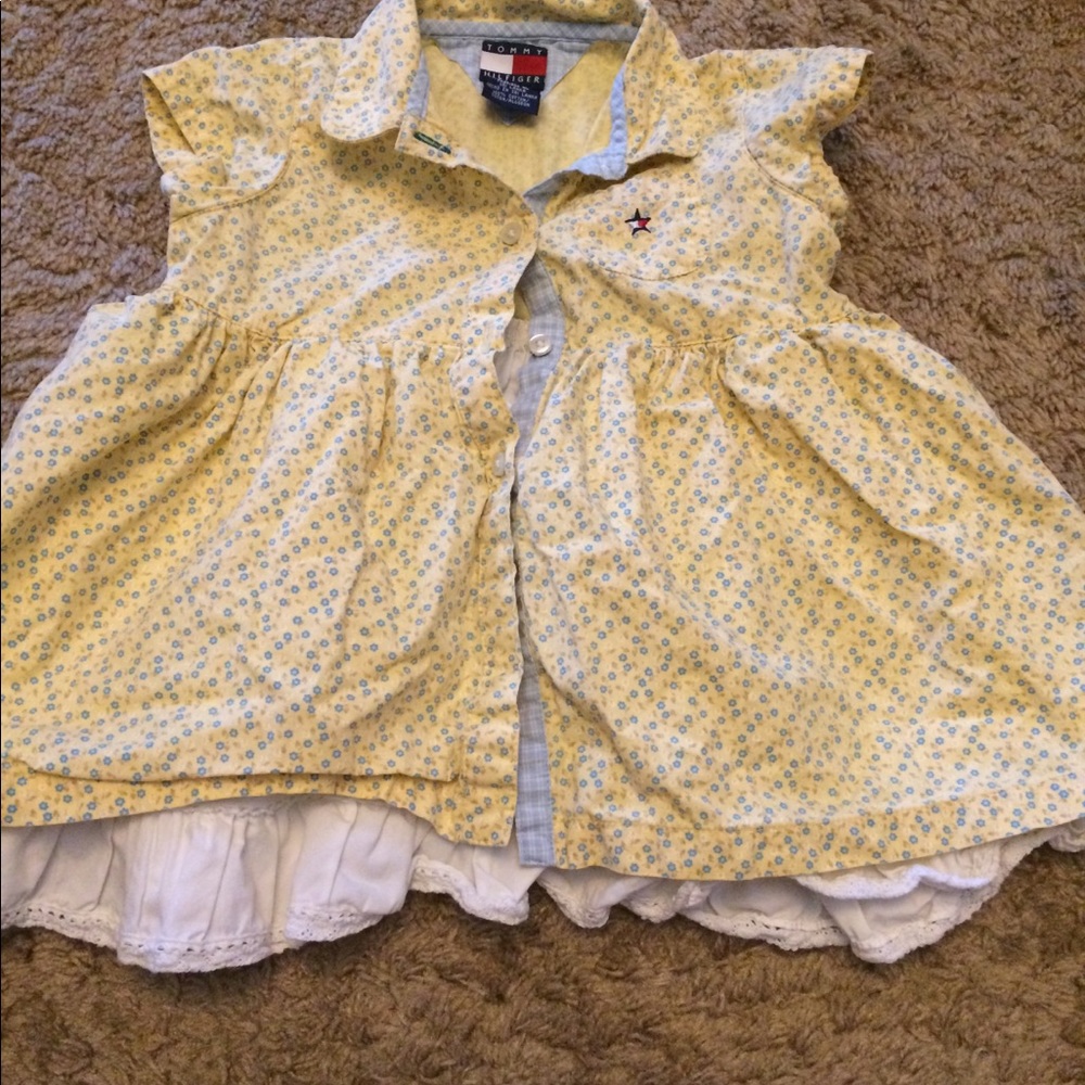 Tommy Hilfiger size 12-18 month very cute dress.